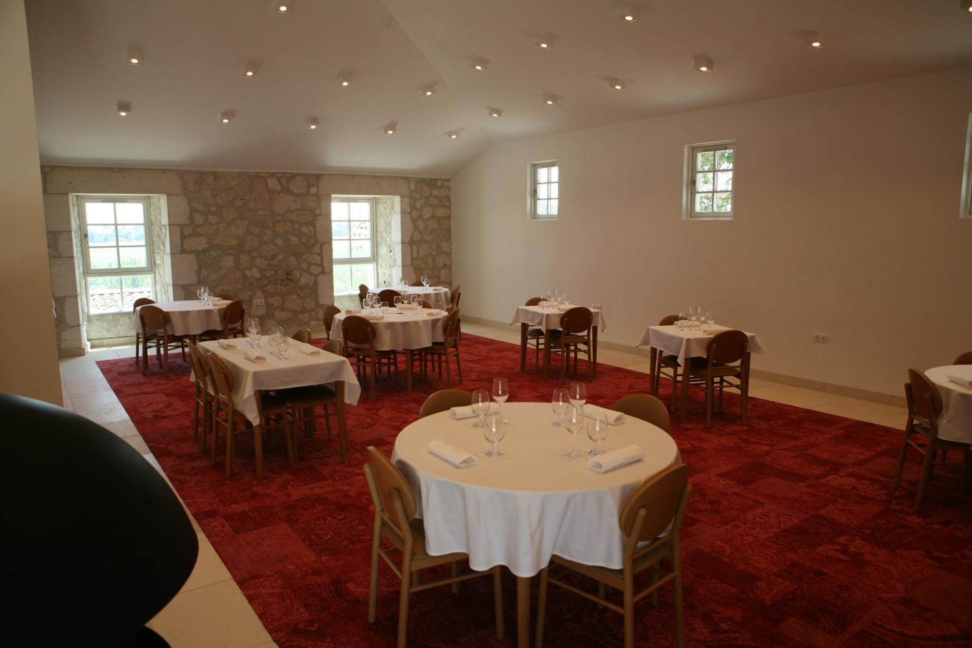 Chateau Lecusse - La Grande Roche - Hotel, Spa, Boutique & Restaurant Broze Exterior photo