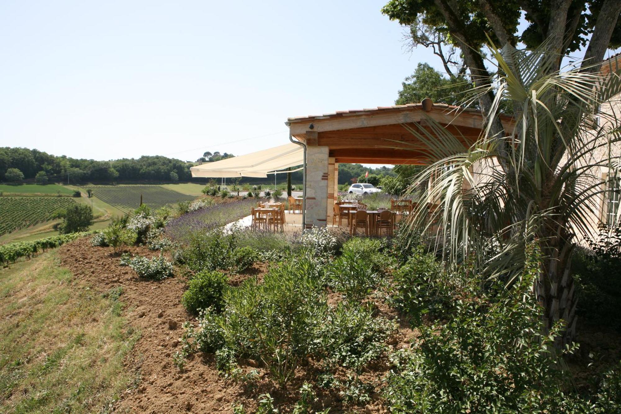 Chateau Lecusse - La Grande Roche - Hotel, Spa, Boutique & Restaurant Broze Exterior photo